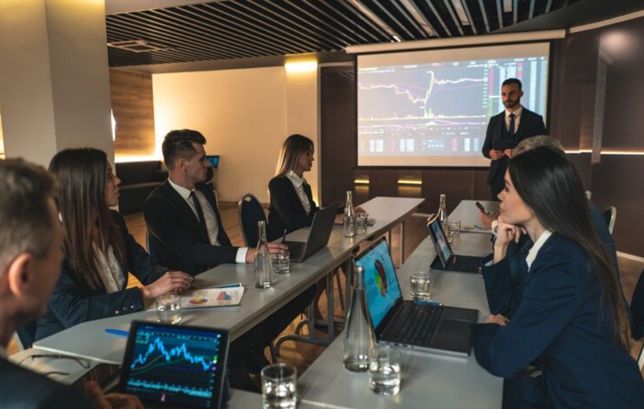 Como o grupamento e desdobramento impactam seus investimentos