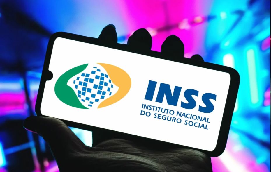 Fraude em massa no INSS gera fila por reembolsos